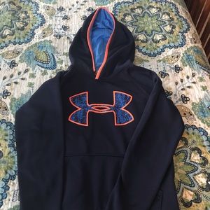EUC boys UnderArmour navy blue hoodie